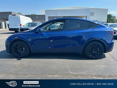 Used 2021 Tesla Model Y Long Range AWD/4WD image 5