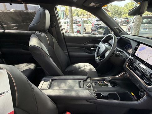 Used 2026 Toyota Grand Highlander AWD Hybrid image 46