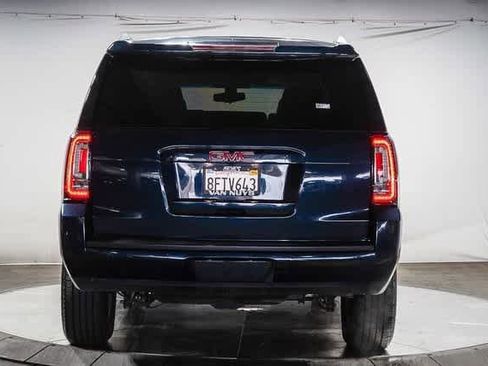 Used 2018 GMC Yukon SLE image 5