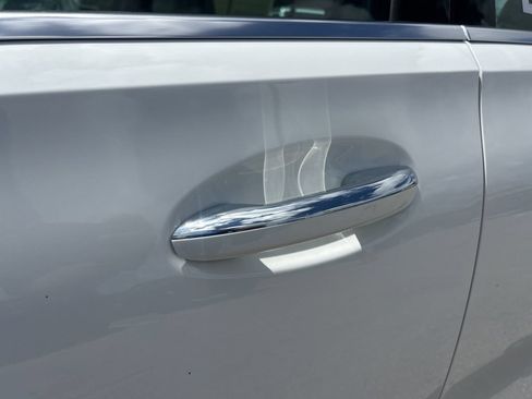 Used 2025 Mercedes-Benz C 300 Sedan image 20