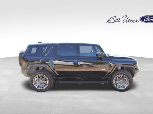 Used 2024 GMC Hummer EV 3X AWD/4WD image 4