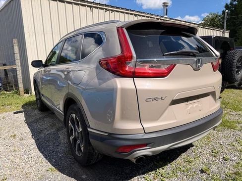 Used 2018 Honda CR-V Touring image 10