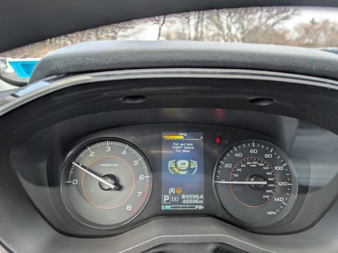 Used 2021 Subaru Crosstrek 2.0i image 23