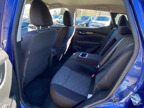 Used 2017 Nissan Rogue Sport SV w/ SV Premium Package AWD/4WD image 33