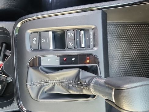 Used 2025 Honda CR-V EX image 25