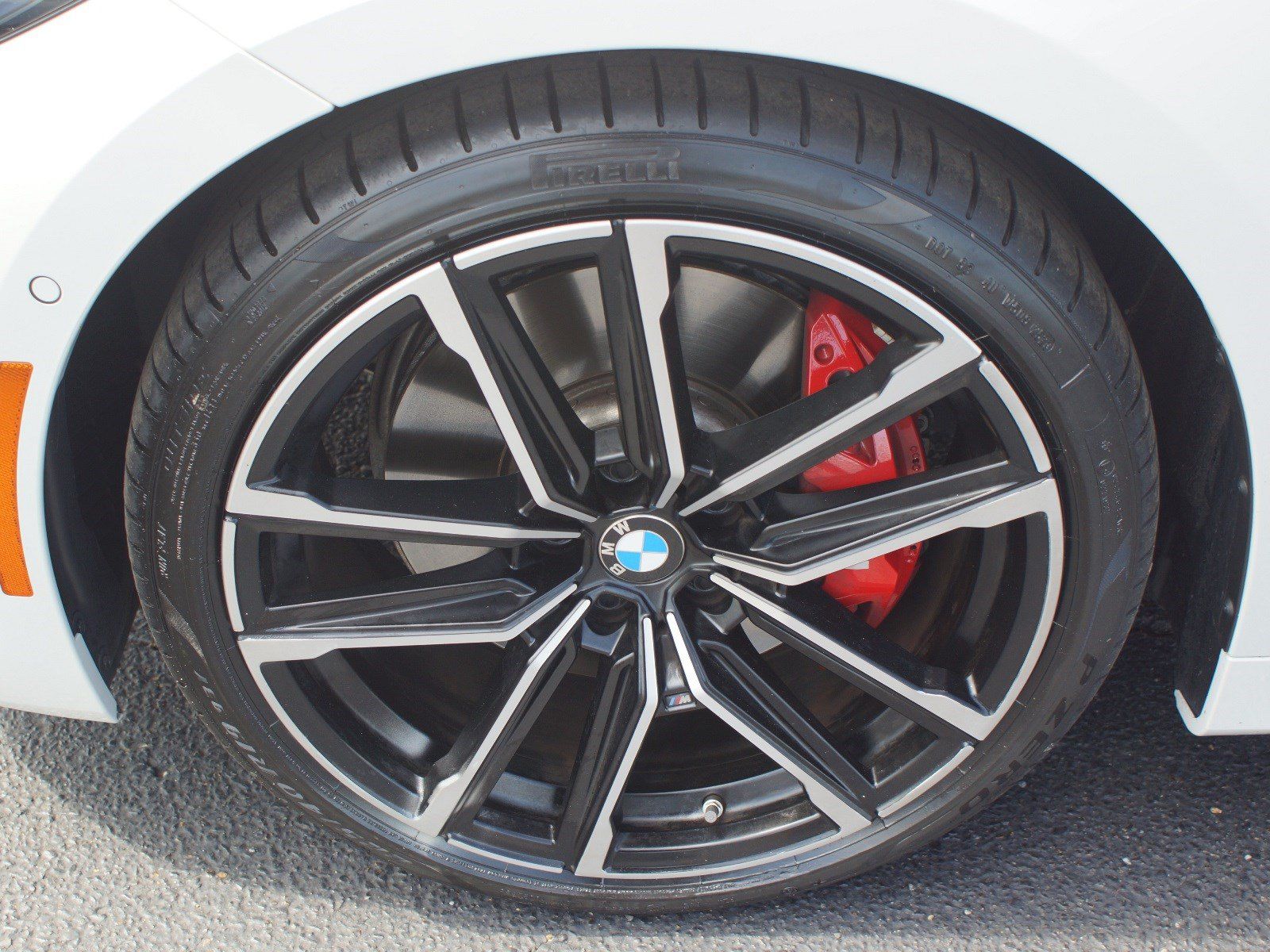 Used 2024 BMW M440i Convertible w/ Premium Package RWD image 23