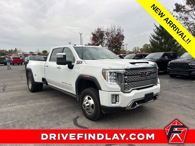 Used 2021 GMC Sierra 3500 Denali w/ Denali Ultimate Package AWD/4WD image 3