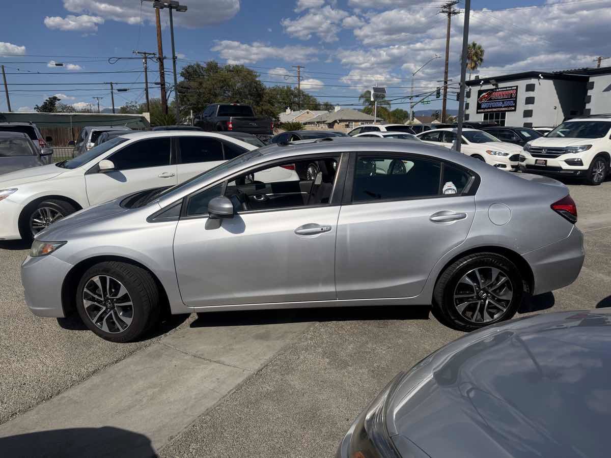 Used 2015 Honda Civic EX image 2