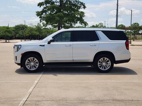 Used 2021 GMC Yukon SLT w/ SLT Premium Package RWD image 4