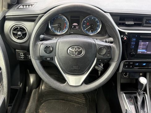 Used 2019 Toyota Corolla LE FWD image 6