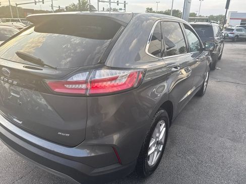 Used 2024 Ford Edge SEL AWD/4WD image 6
