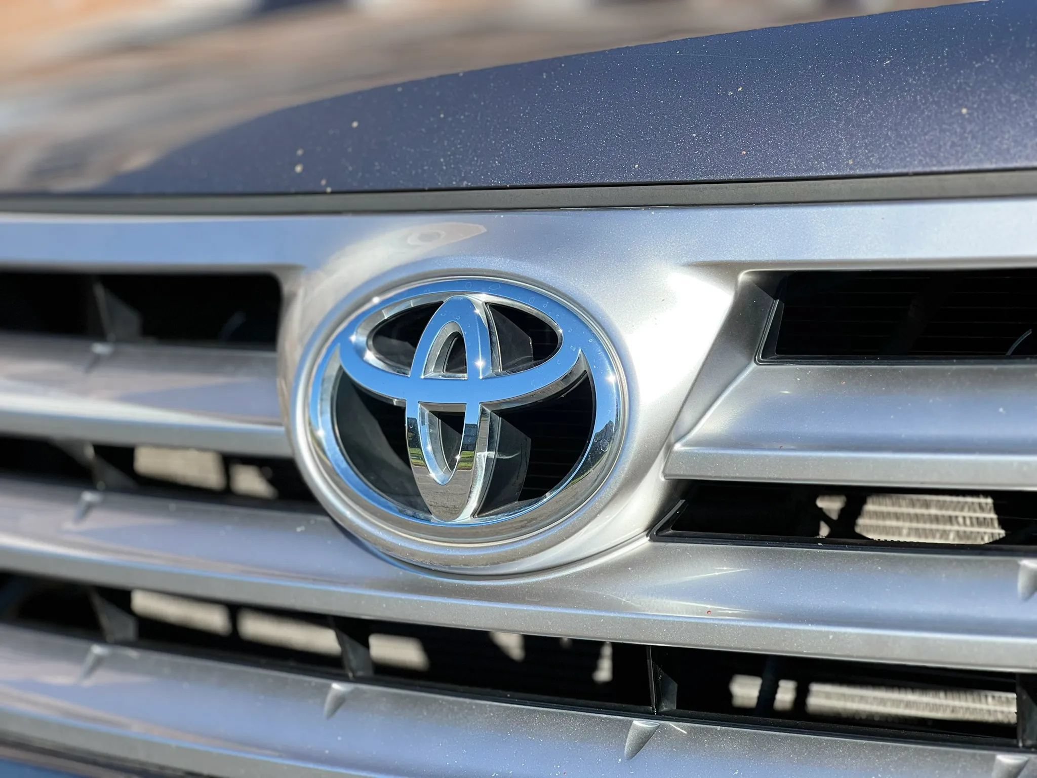 Used 2012 Toyota Highlander Limited w/ Tow Pkg AWD/4WD image 9