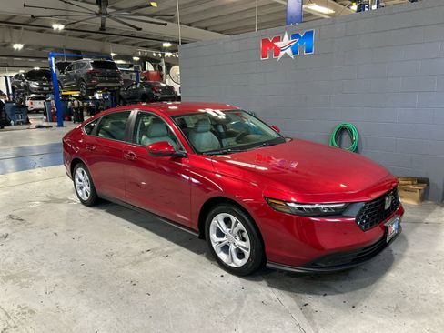 New 2025 Honda Accord LX image 2