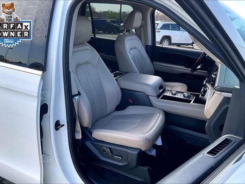 Used 2022 Ford Expedition Max Limited AWD/4WD image 7