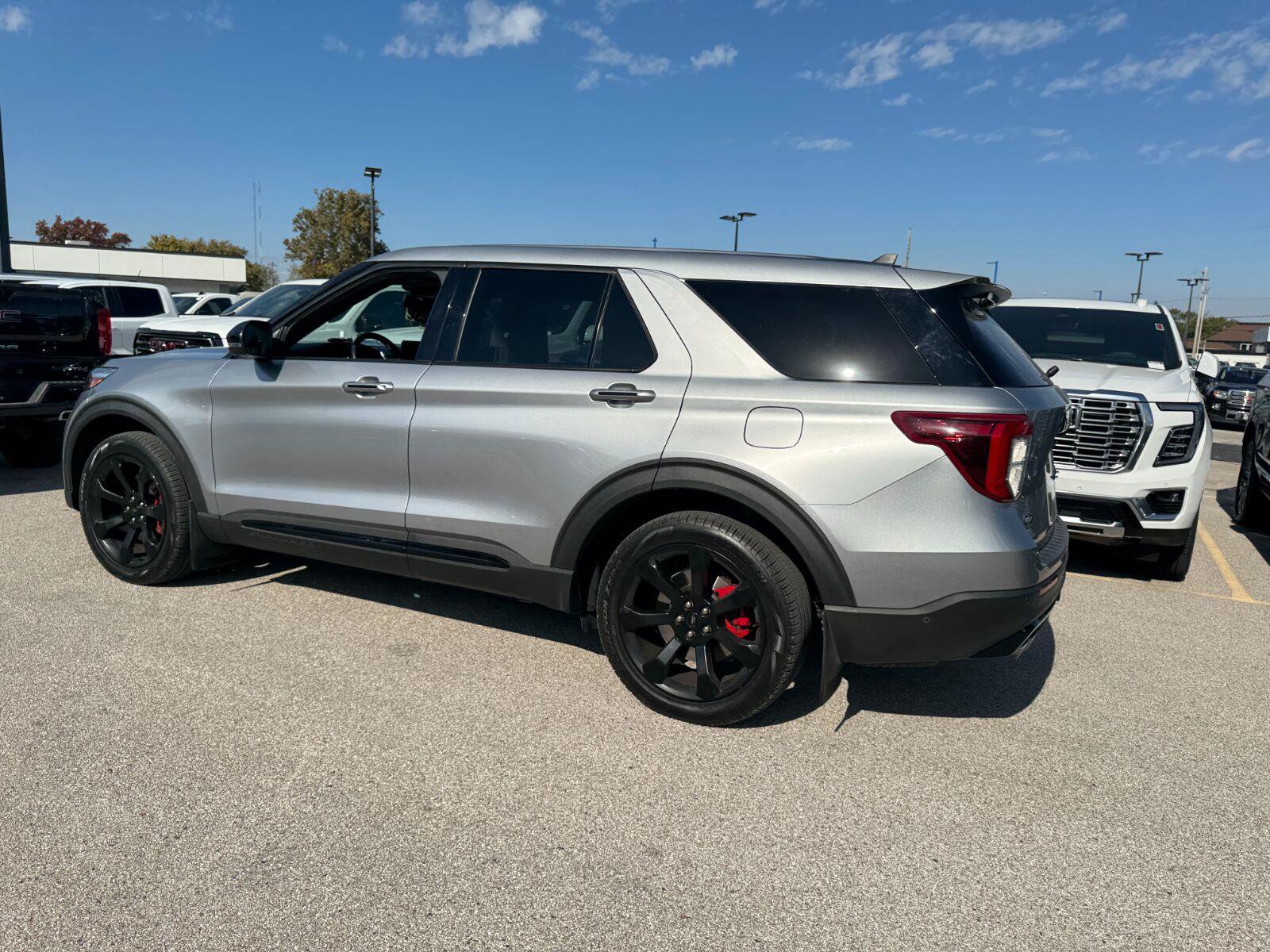 Used 2021 Ford Explorer ST w/ Equipment Group 401A AWD/4WD image 8