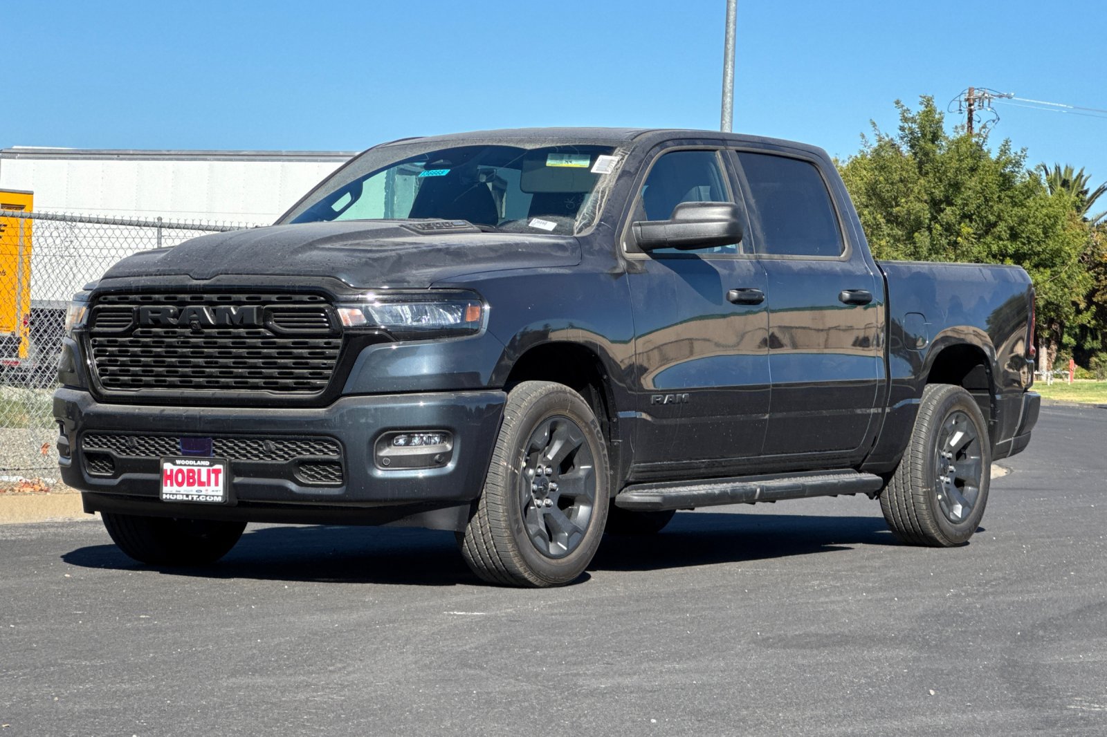 New 2026 RAM 1500 Express AWD/4WD image 7