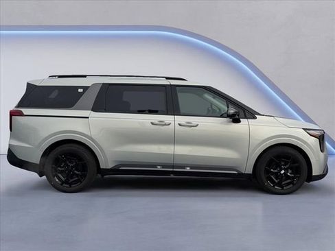 New 2026 Kia Carnival SX Prestige image 2