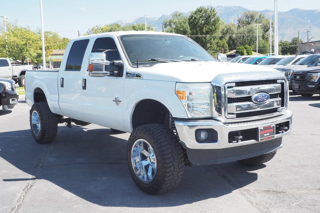Used 2015 Ford F250 XLT w/ Camper Package AWD/4WD image 3