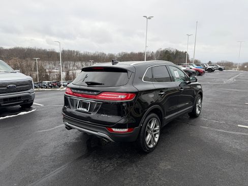 Used 2019 Lincoln MKC Reserve image 6