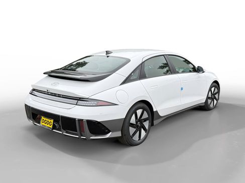 New 2025 Hyundai Ioniq 6 SE image 5