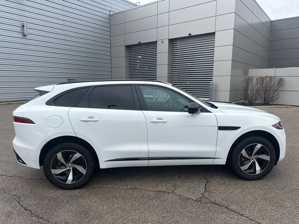 Used 2026 Jaguar F-PACE R-Dynamic S AWD/4WD image 22
