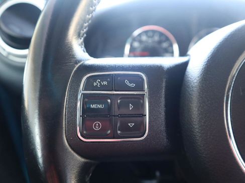 Used 2018 Jeep Wrangler Unlimited Rubicon w/ Cold Weather Group image 62