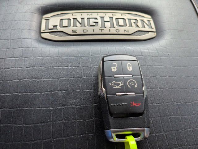 Used 2023 RAM 3500 Limited AWD/4WD image 34