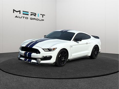 Used 2016 Ford Mustang Shelby GT350 w/ Technology Package RWD image 4