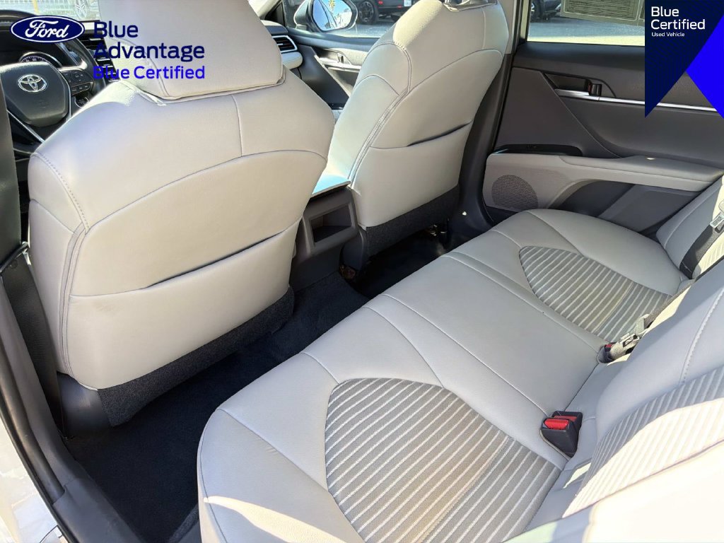 Used 2018 Toyota Camry SE w/ Moonroof Package FWD image 12