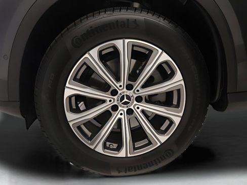 Used 2026 Mercedes-Benz GLC 300 image 25