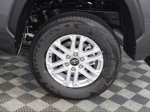 New 2026 Toyota Tundra SR5 AWD/4WD image 11