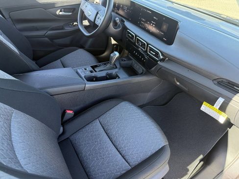 New 2026 Nissan Sentra SV w/ Floor Mat Package FWD image 13