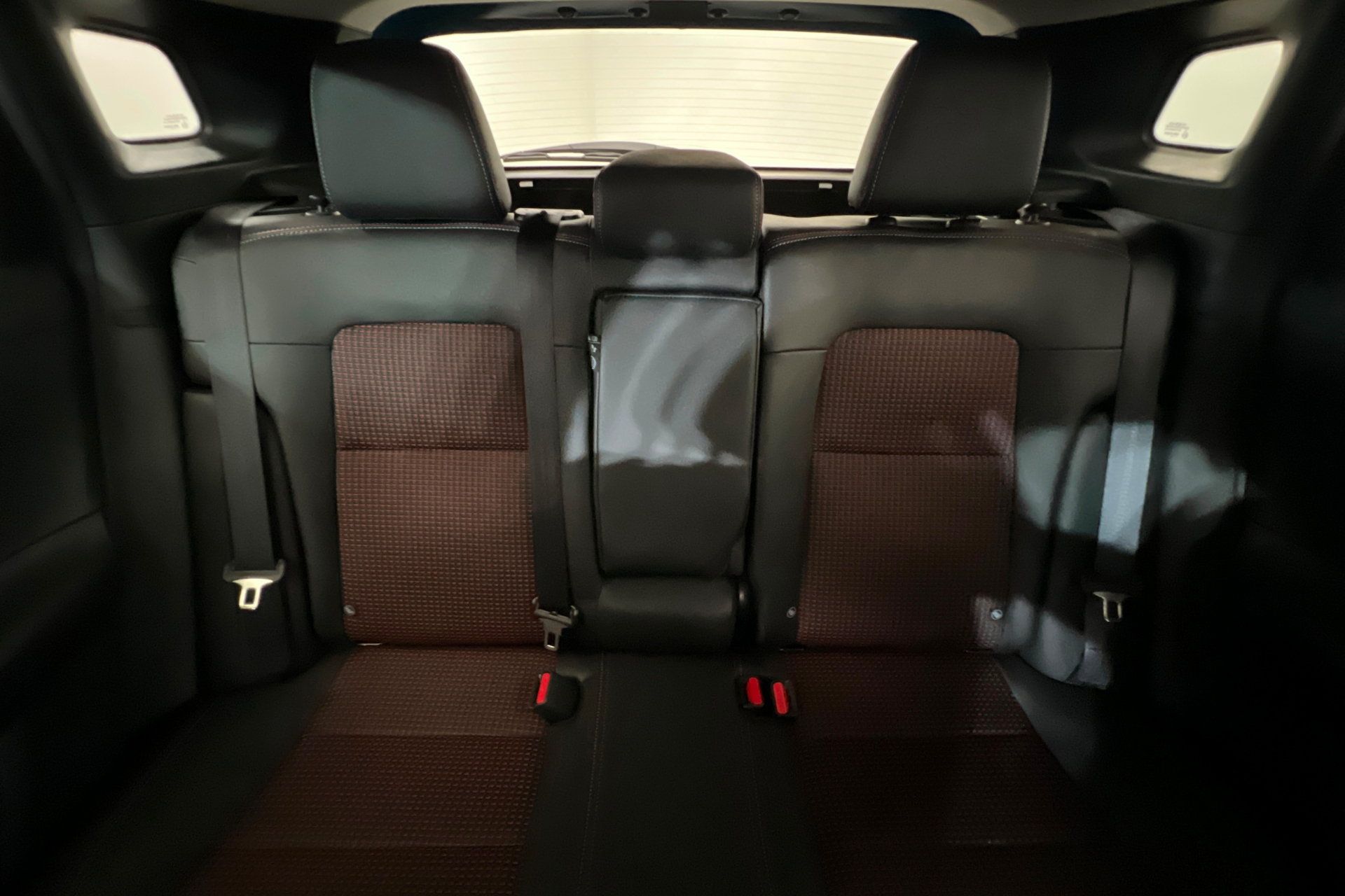 New 2026 Nissan Kicks SR FWD image 25