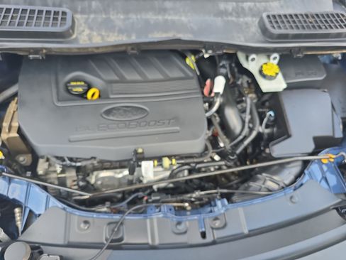 Used 2018 Ford Escape SE w/ SE Sync 3 Package AWD/4WD image 28