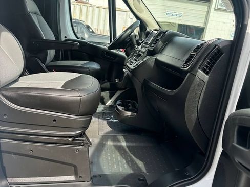 Used 2025 RAM ProMaster 3500 w/ Convenience Group FWD image 31