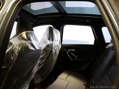 New 2026 BMW X1 xDrive28i w/ Technology Package image 13