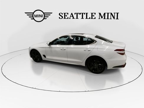 Used 2022 Genesis G70 3.3T w/ Sport Advanced Package image 8