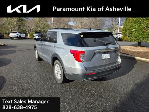 Used 2023 Ford Explorer XLT w/ Equipment Group 202A image 3