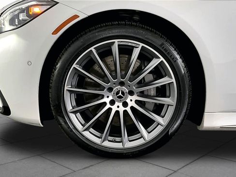 Used 2025 Mercedes-Benz S 580 4MATIC Sedan image 11