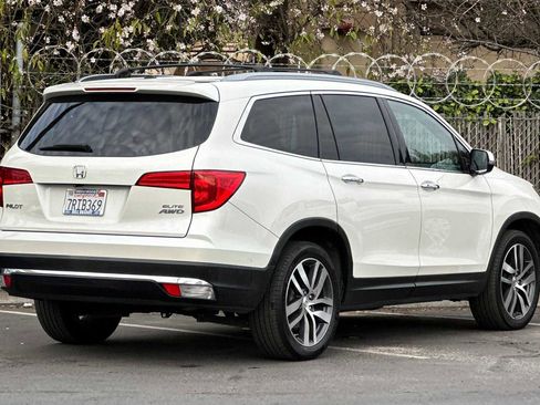 Used 2016 Honda Pilot Elite image 3