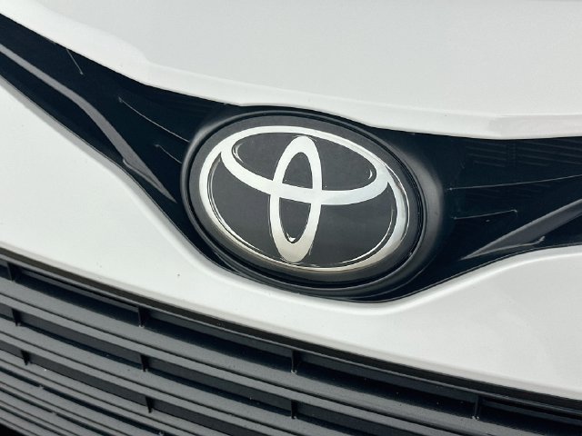 Used 2024 Toyota Camry LE FWD image 31