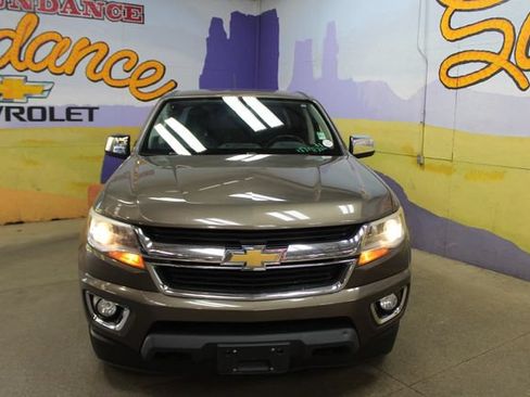 Used 2015 Chevrolet Colorado LT AWD/4WD image 3