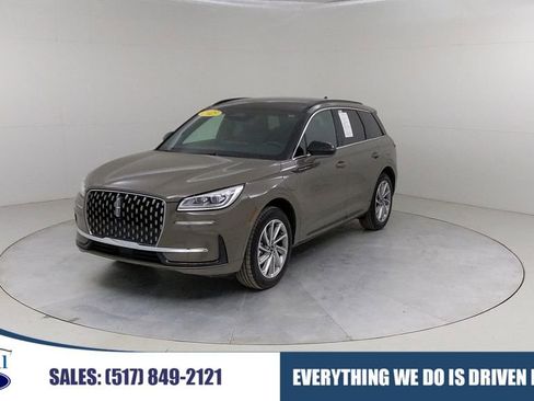 Used 2025 Lincoln Corsair Grand Touring w/ Towing Package image 1