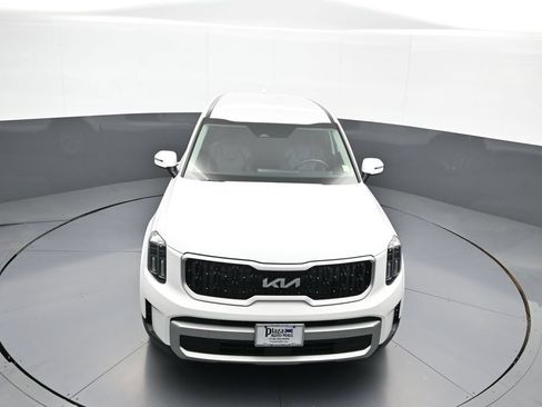 Used 2024 Kia Telluride LX AWD/4WD image 35