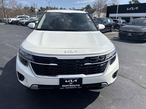 Used 2024 Kia Seltos LX image 11