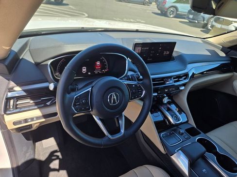 Used 2024 Acura MDX SH-AWD image 9