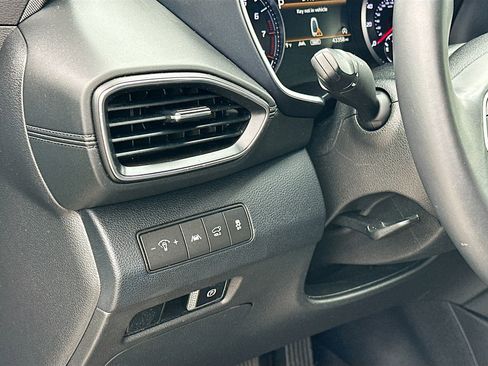 Used 2023 Hyundai Santa Fe SEL image 10