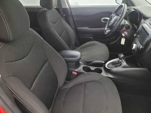 Used 2019 Kia Soul w/ Convenience Package image 21