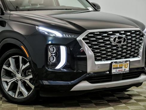 Used 2021 Hyundai Palisade Limited AWD/4WD image 2