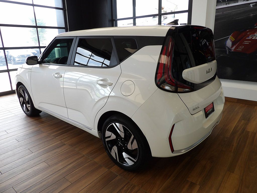 Used 2023 Kia Soul GT-Line FWD image 8